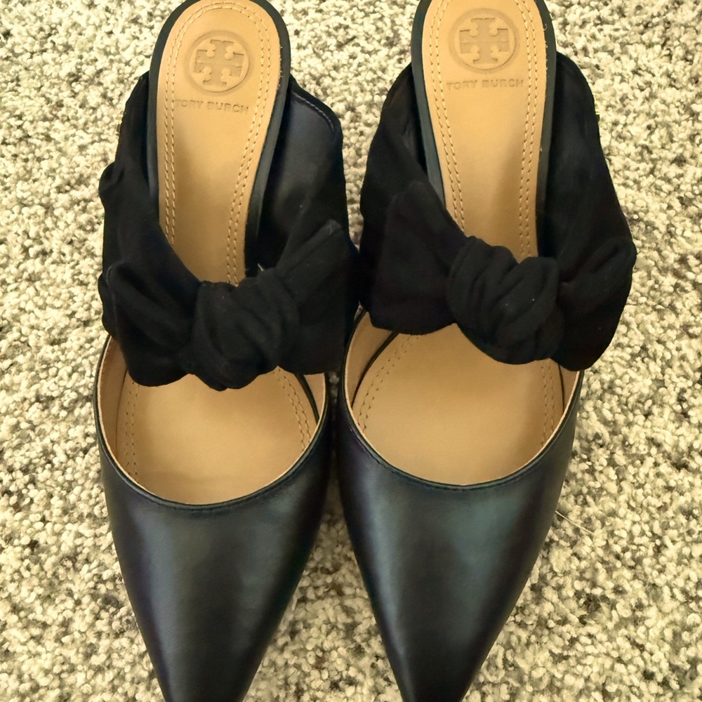 Tory Burch Eleanor Mule Lancaster Suede True Black Never Worn Heels Sized 7.5